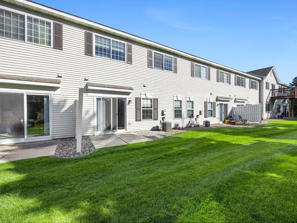 $284,999 | 6524 154th Street West, Unit 107, Apple Valley, MN 55124