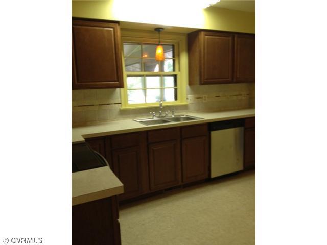 2000 Hickstead Road North Chesterfield, VA 23236 - Photo 9 of 18 Kitchen - All new kitchen