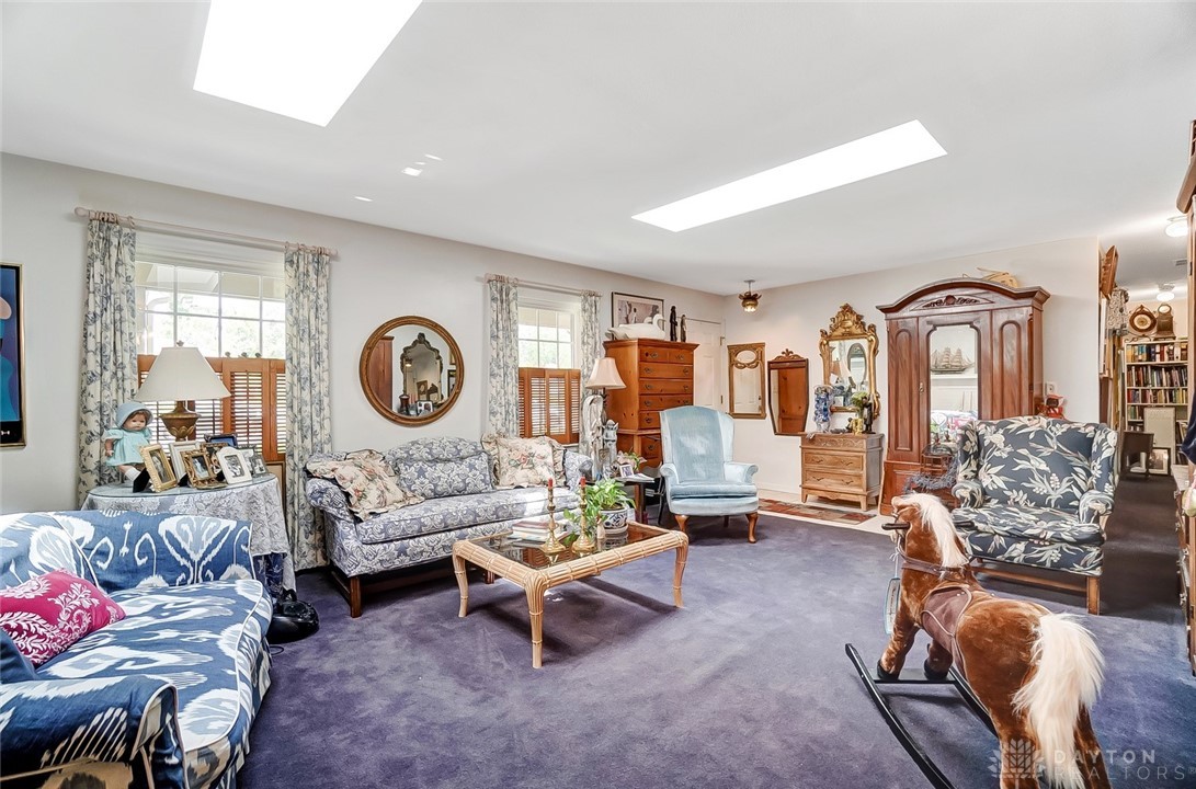 318 Imogene Road Dayton, OH 45405 - Photo 9 of 34 Gallery Image 9