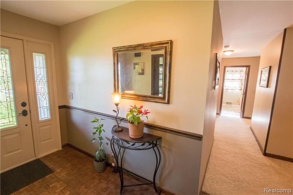 2772 West Tienken Road Rochester Hills, MI 48306 - Photo 5 of 22