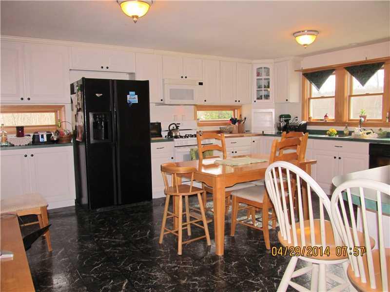 381 Curtis Road Swanville, ME 04915 - Photo 2 of 20 Kitchen.