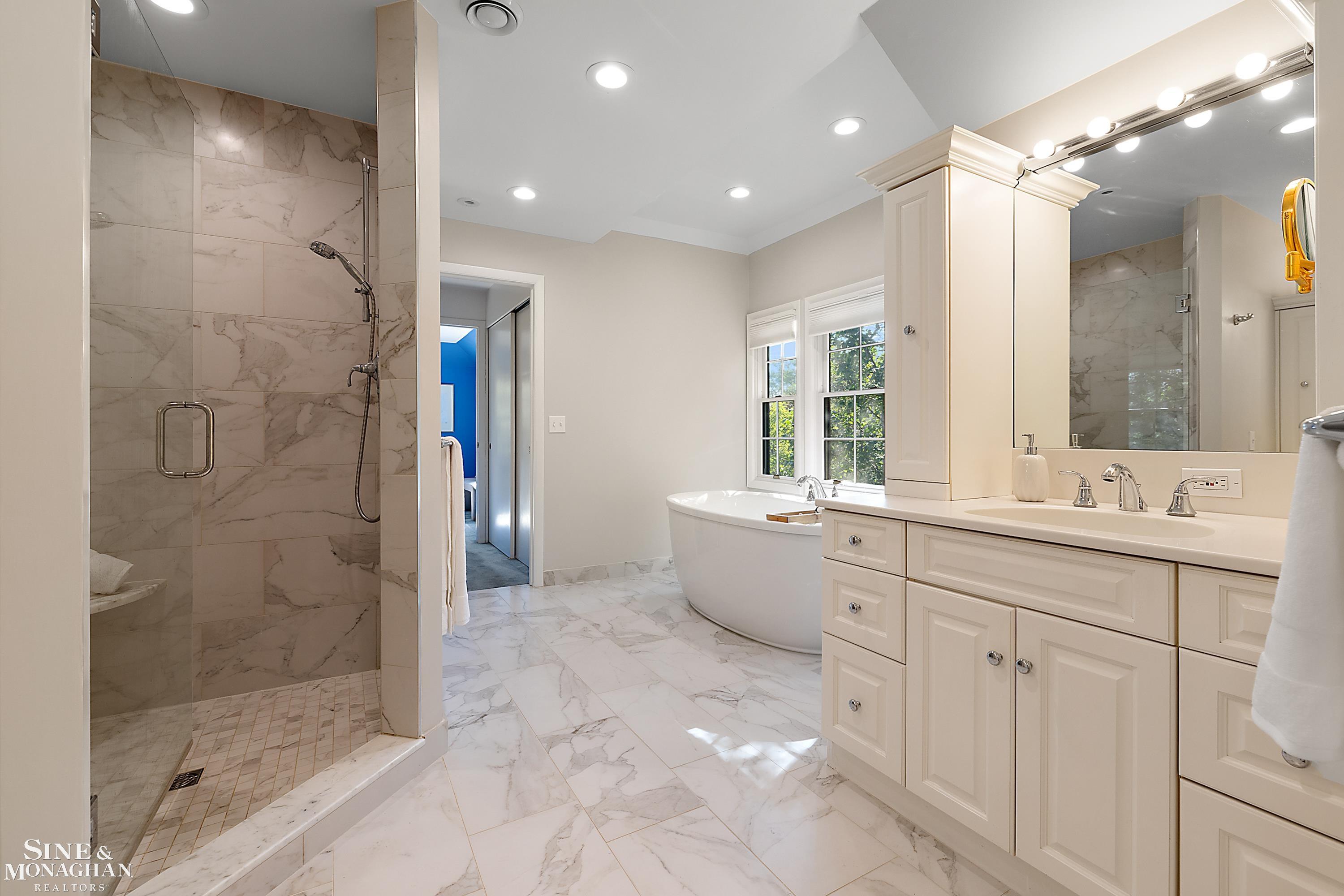 39 Harbor Hill Road Grosse Pointe Farms, MI 48236 - Photo 29 of 46 Gallery Image 29