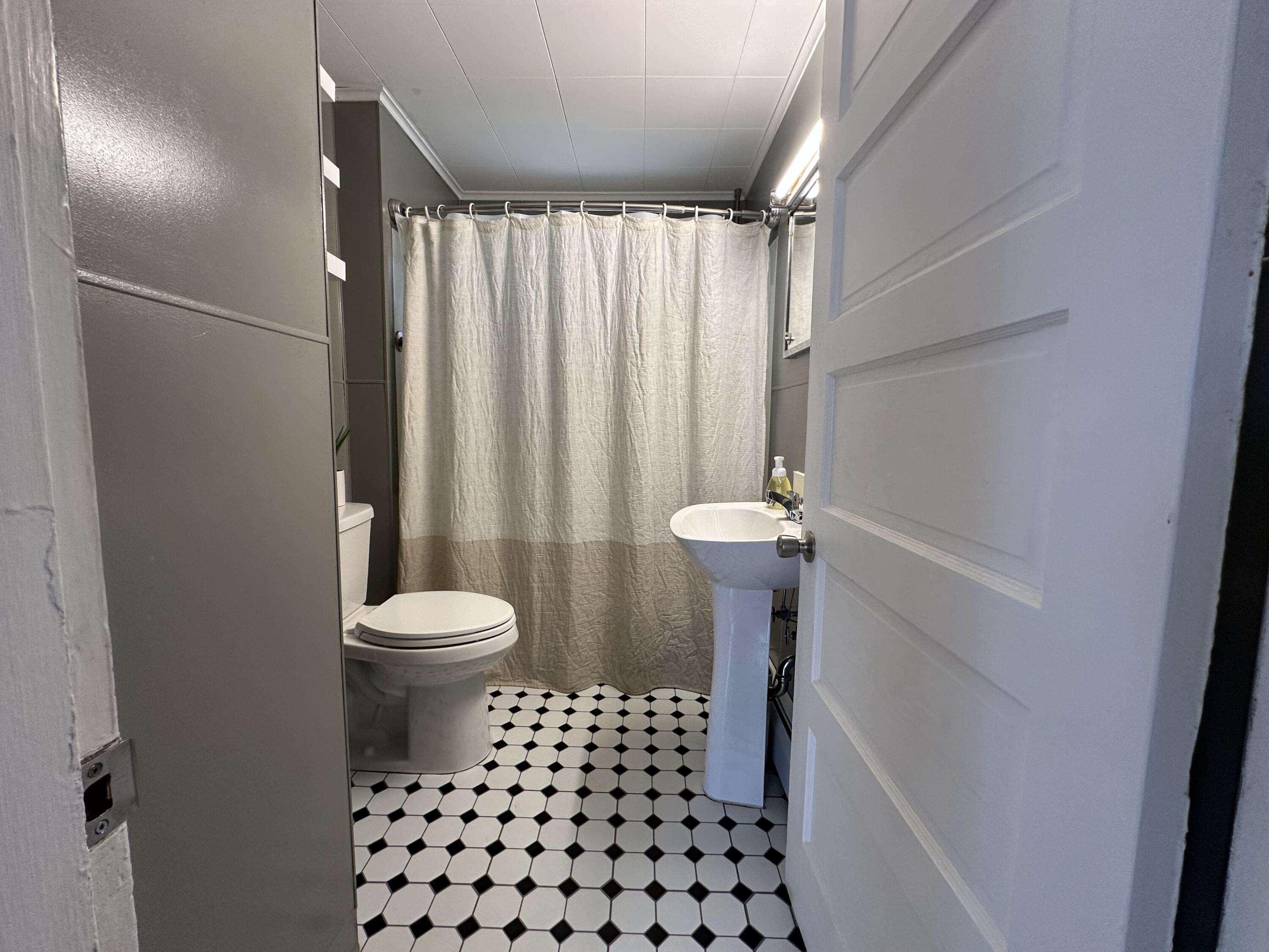 94 Western Promenade Auburn, ME 04210 - Photo 30 of 54 Bathroom
