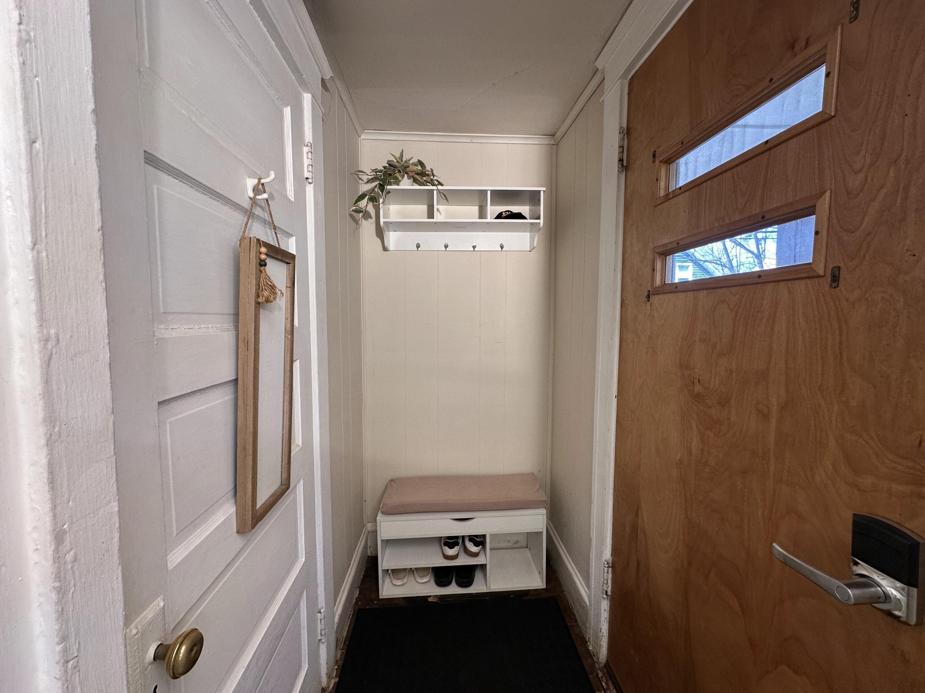 94 Western Promenade Auburn, ME 04210 - Photo 3 of 54 Side Mud Room