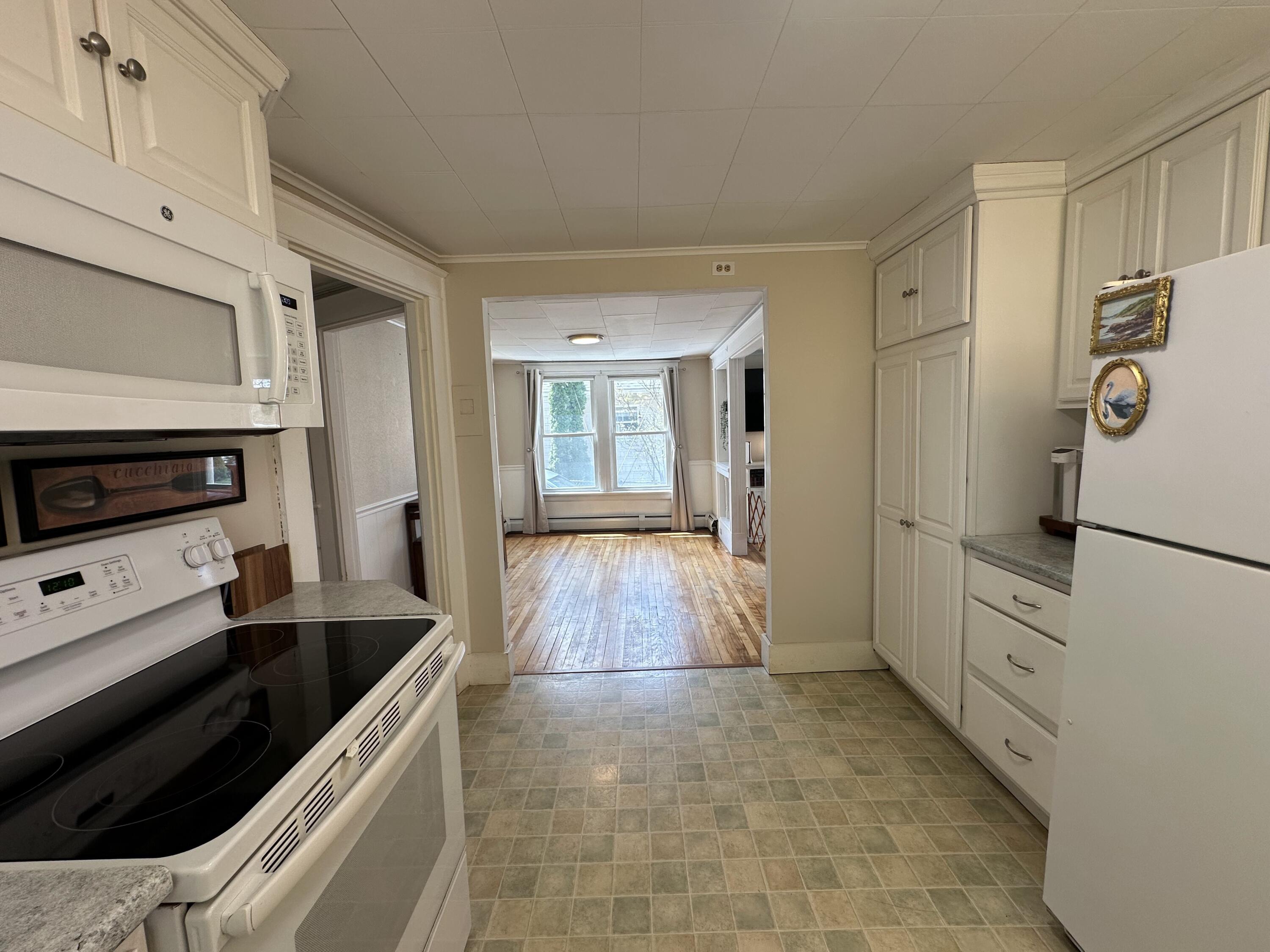 94 Western Promenade Auburn, ME 04210 - Photo 7 of 54 Kitchen