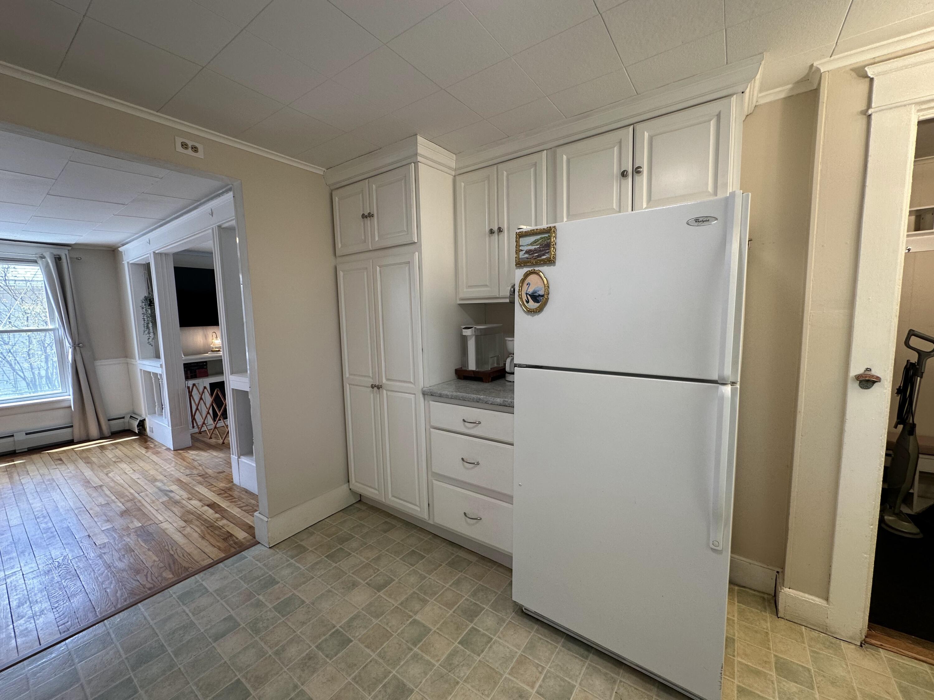 94 Western Promenade Auburn, ME 04210 - Photo 8 of 54 Kitchen