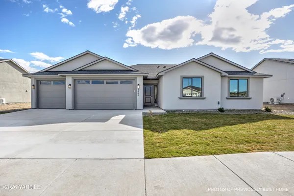 $464,900 | 606 Eureka Avenue, Pasco, WA 99301