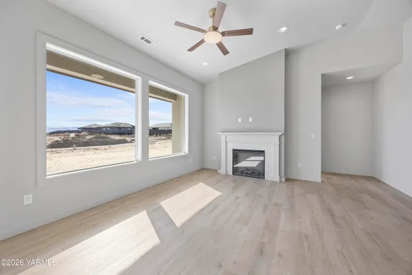 $464,900 | 606 Eureka Avenue, Pasco, WA 99301