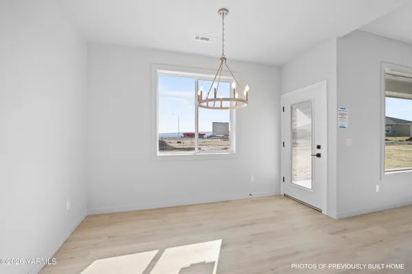 $464,900 | 606 Eureka Avenue, Pasco, WA 99301