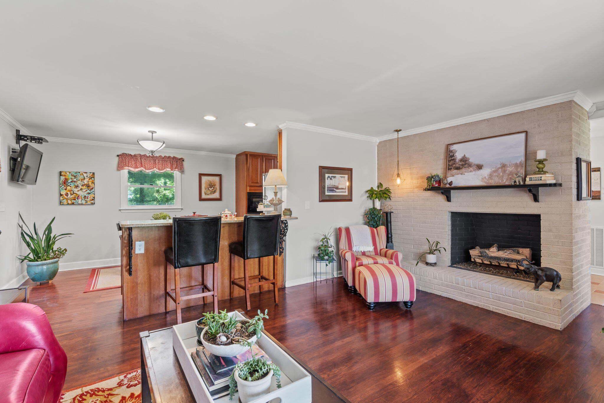 4522 Cloverdale Loop Hixson, TN 37343 - Photo 11 of 65 13-web-or-mls-4522 cloverdale loop-tori