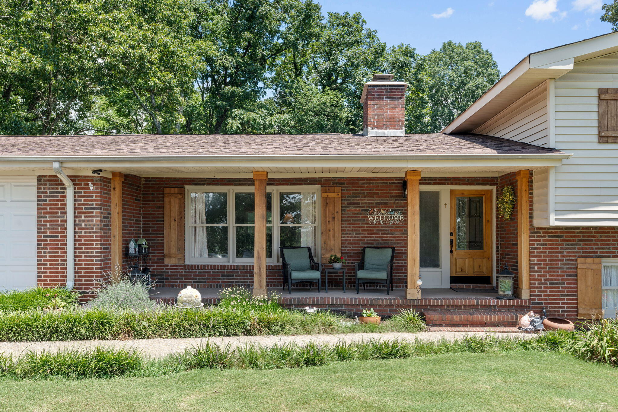 4522 Cloverdale Loop Hixson, TN 37343 - Photo 2 of 65 Front