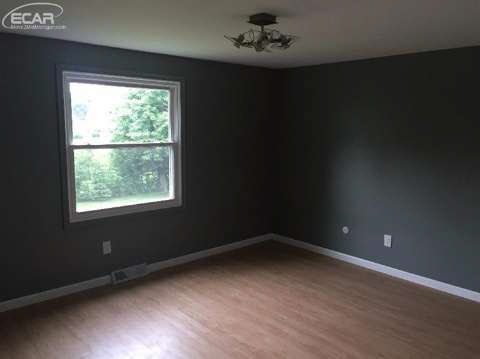 5551 Territorial Road Grand Blanc, MI 48439 - Photo 11 of 23 20443702-10.JPG