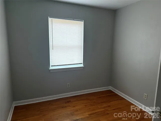 $875 | 833 4th Avenue Southwest, Hickory, NC 28602