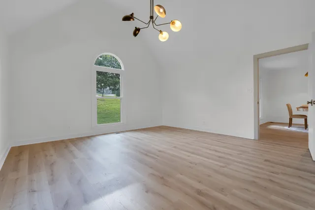 $1,050,000 | 313 Fairway Drive, Clarksville, TN 37043