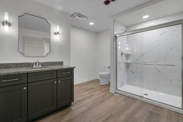 $1,050,000 | 313 Fairway Drive, Clarksville, TN 37043