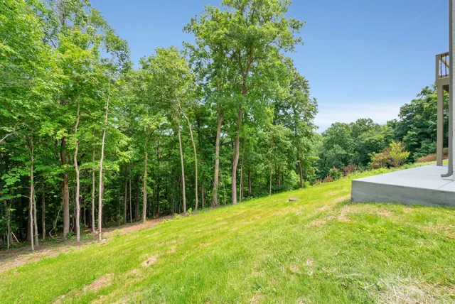 $1,050,000 | 313 Fairway Drive, Clarksville, TN 37043