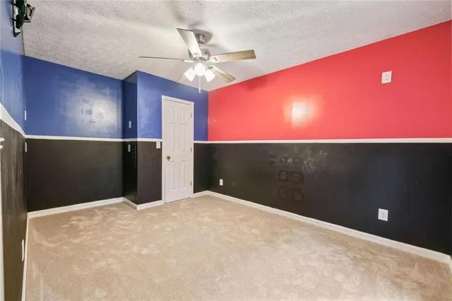 a view of livingroom