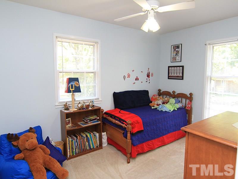 6015 Stratton Place Raleigh, NC 27609 - Photo 18 of 25 Gallery Image 18