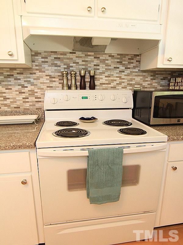6015 Stratton Place Raleigh, NC 27609 - Photo 10 of 25 Gallery Image 10