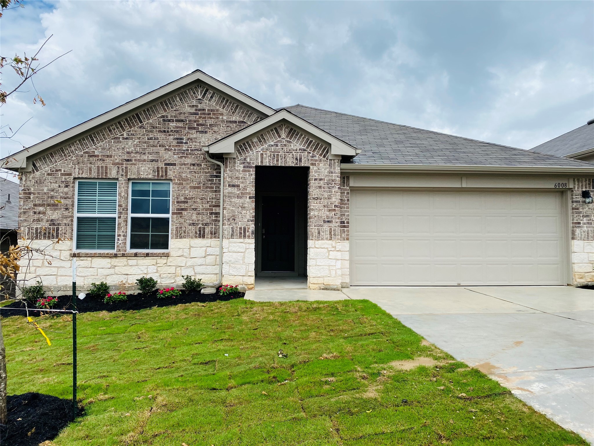 6008 Roderick Drive Austin, TX 78724 - Photo 1 of 11 Gallery Image 1