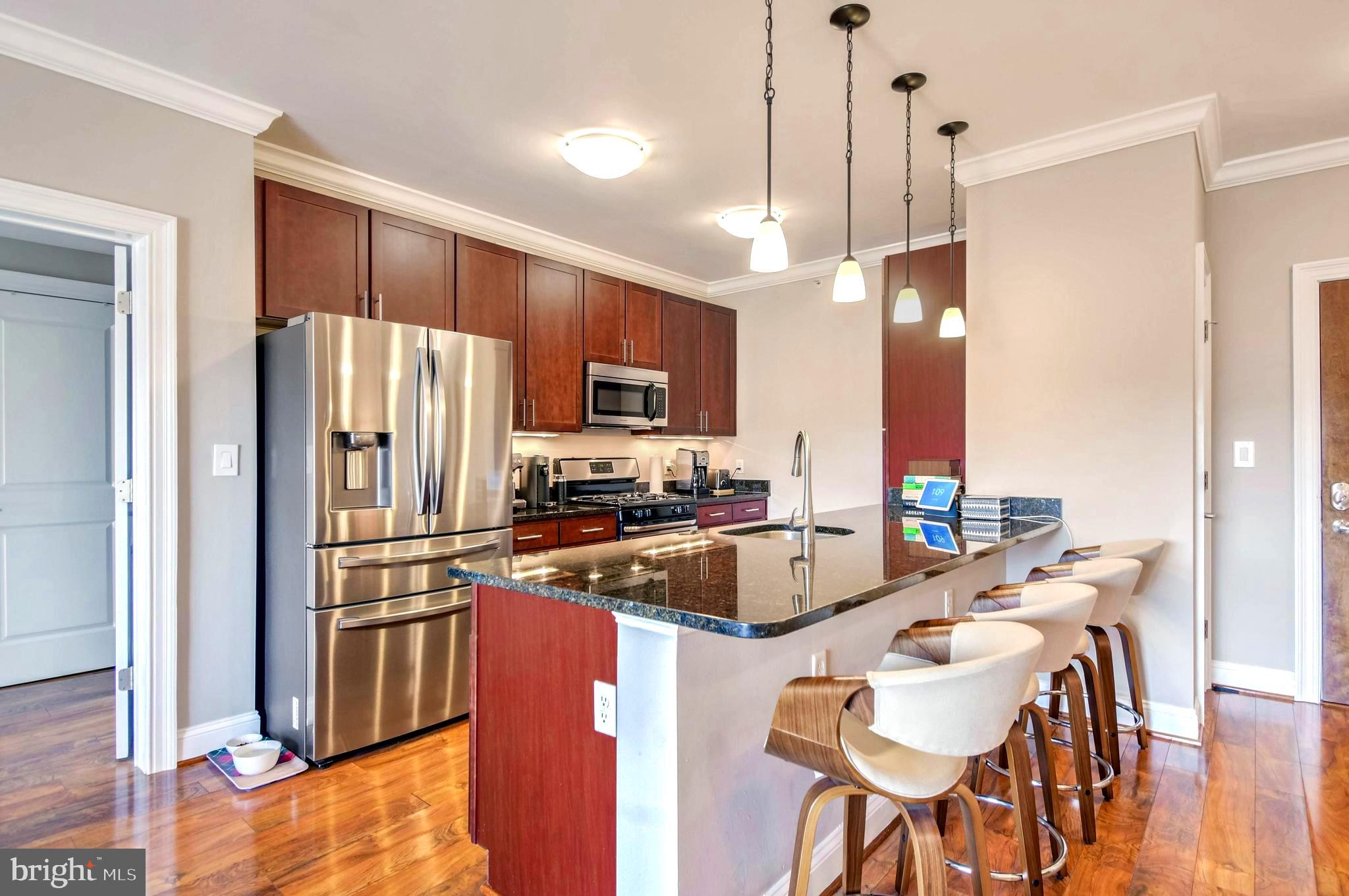6301 Edsall Road, Unit 309 Alexandria, VA 22312 - Photo 5 of 36 Kitchen