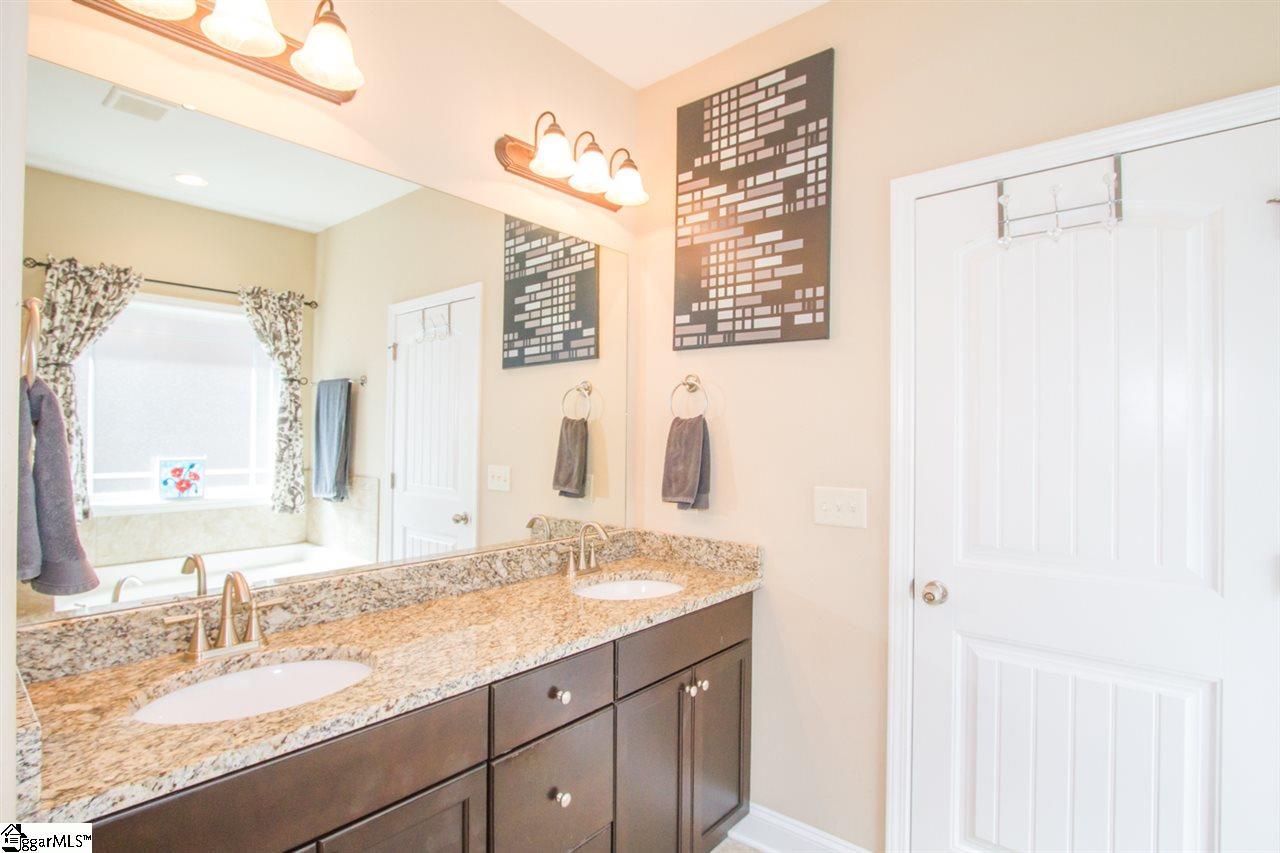 204 Obannon Court Anderson, SC 29621 - Photo 19 of 36