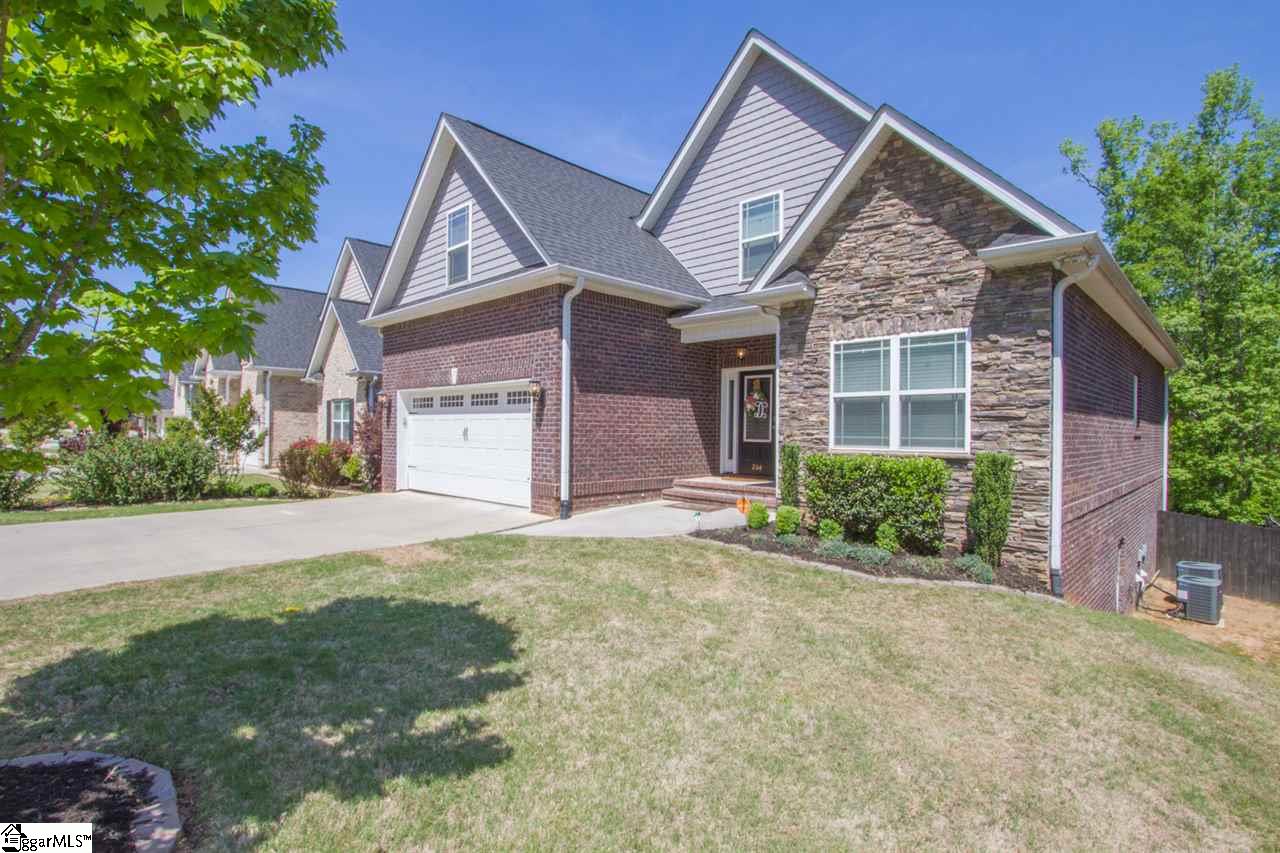 204 Obannon Court Anderson, SC 29621 - Photo 3 of 36