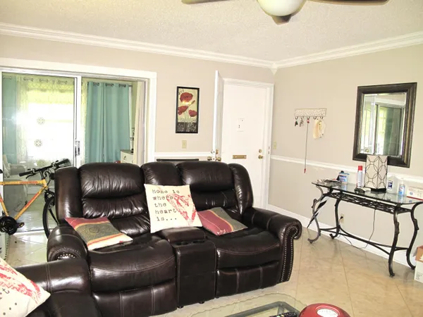 $169,900 | 892 North High Point Boulevard North, Unit D, Delray Beach, FL 33445