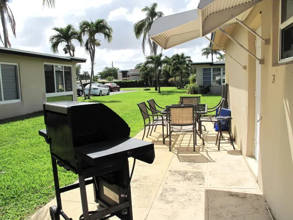 $169,900 | 892 North High Point Boulevard North, Unit D, Delray Beach, FL 33445