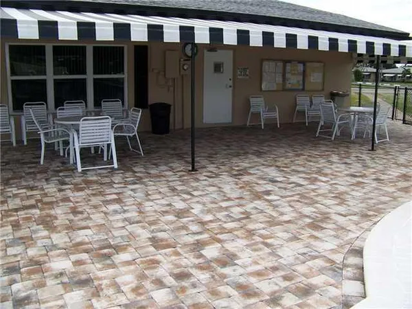 $169,900 | 892 North High Point Boulevard North, Unit D, Delray Beach, FL 33445