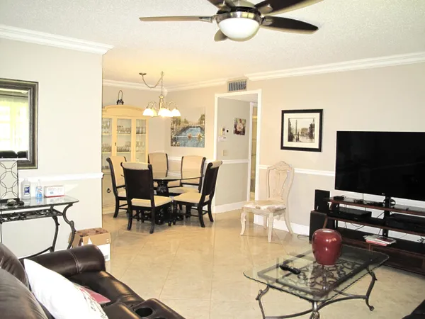 $169,900 | 892 North High Point Boulevard North, Unit D, Delray Beach, FL 33445