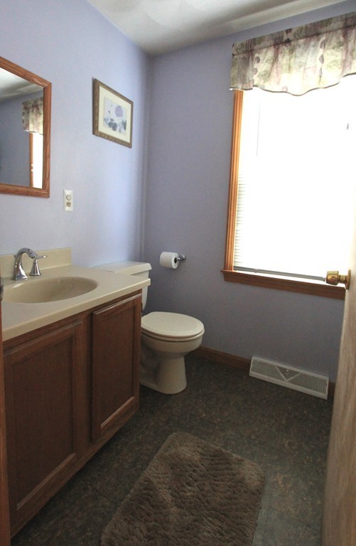 49 Oak Knoll Road Lowell, MA 01852 - Photo 8 of 30 Gallery Image 8