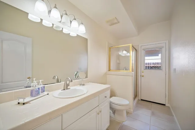 $675,000 | 3033 Hanson Avenue, Clovis, CA 93611