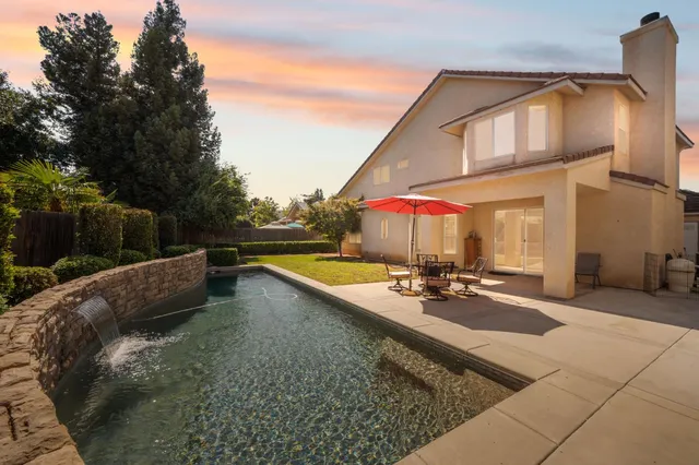 $675,000 | 3033 Hanson Avenue, Clovis, CA 93611