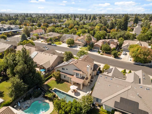 $675,000 | 3033 Hanson Avenue, Clovis, CA 93611
