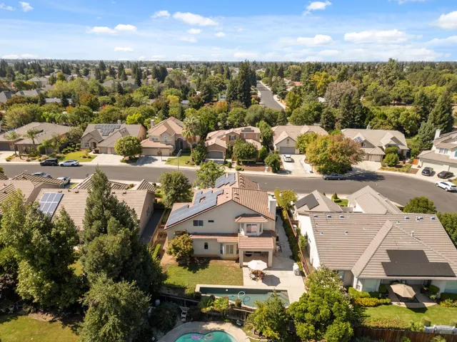 $675,000 | 3033 Hanson Avenue, Clovis, CA 93611