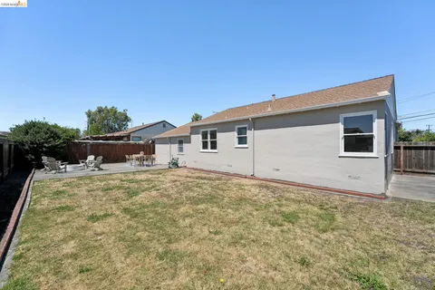 $729,500 | 15162 Inverness Street, San Leandro, CA 94579