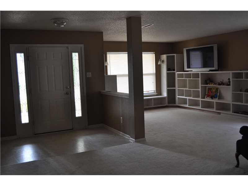 6310 Eastern Range Road Indianapolis, IN 46234 - Photo 2 of 18