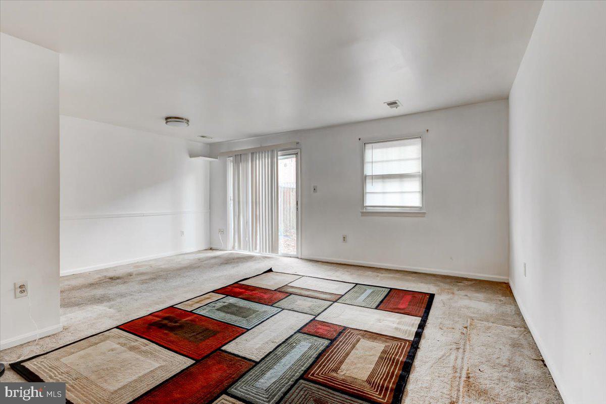 9455 Riverark Road Columbia, MD 21045 - Photo 2 of 14 Gallery Image 2