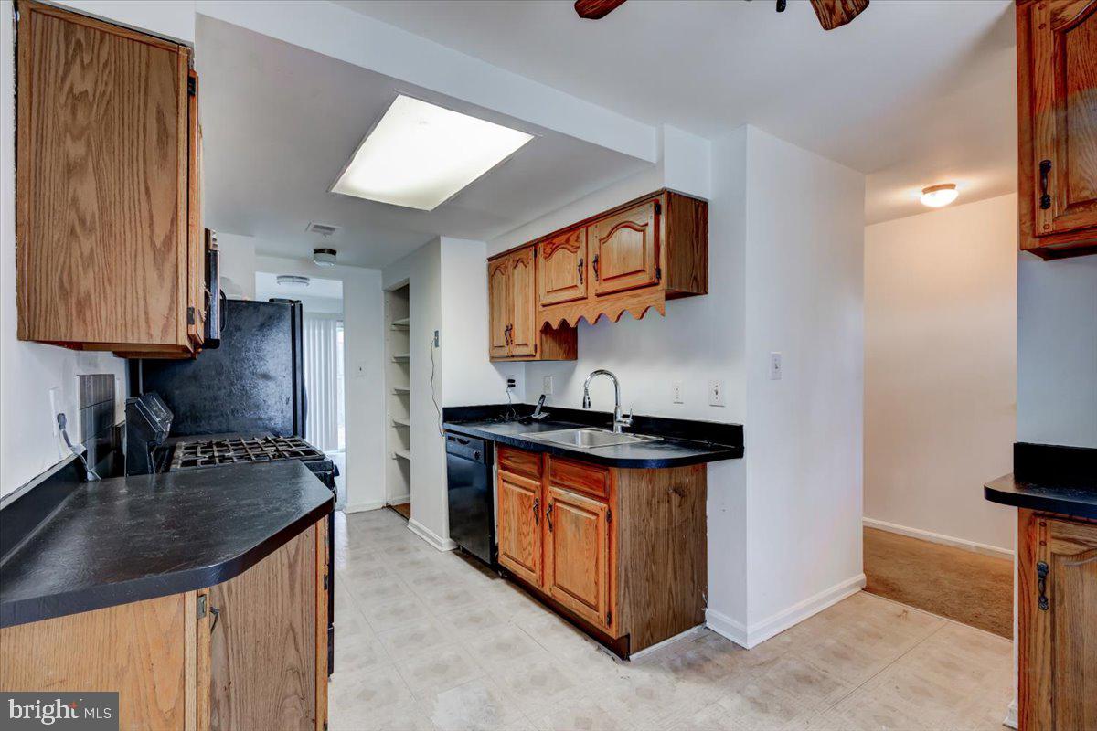 9455 Riverark Road Columbia, MD 21045 - Photo 4 of 14 Gallery Image 4