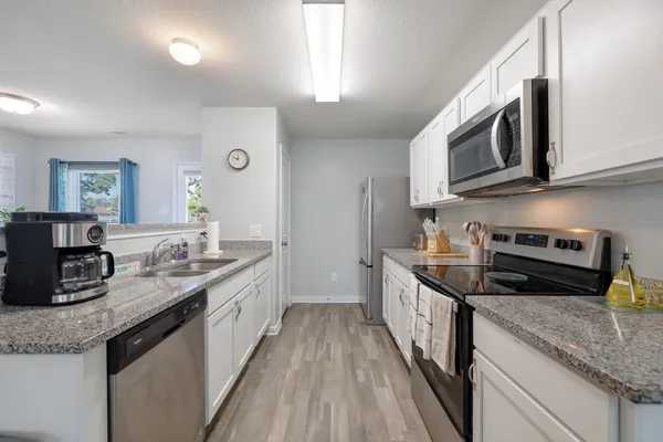 $1,900 | 196 Goldenrod, Livingston, TX 77351