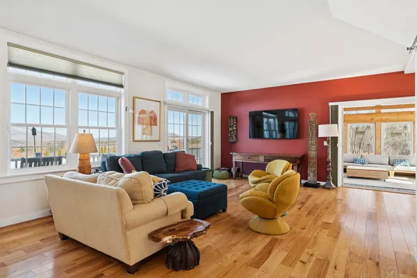 $949,000 | 118 Sawyer Hill Road, Canaan, NH 03741