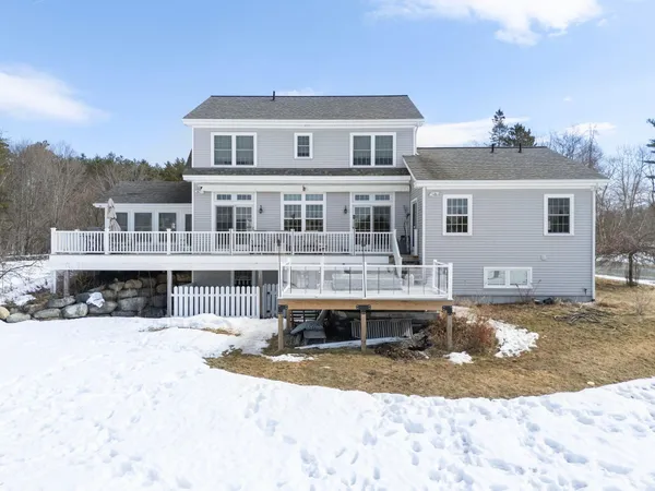 $949,000 | 118 Sawyer Hill Road, Canaan, NH 03741