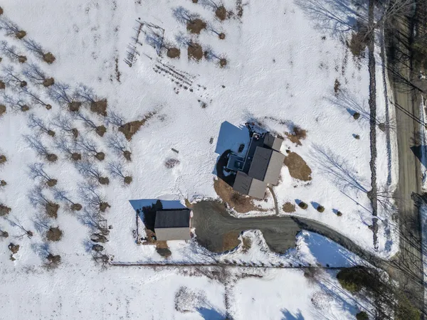 $949,000 | 118 Sawyer Hill Road, Canaan, NH 03741