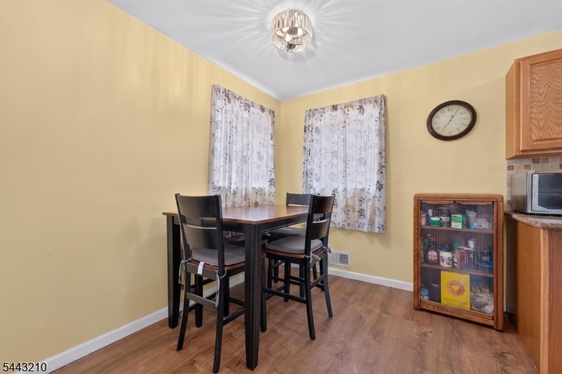 324 Ralph Street Somerset, NJ 08873 - Photo 10 of 29