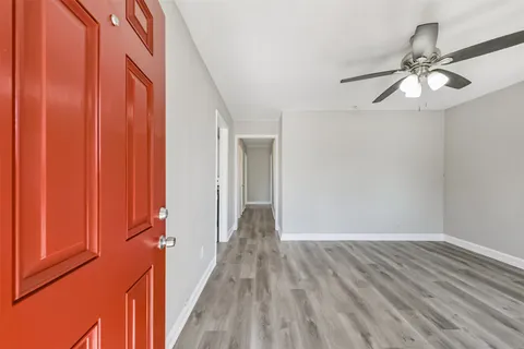 $245,000 | 5130 Ripplebrook Drive, Houston, TX 77045