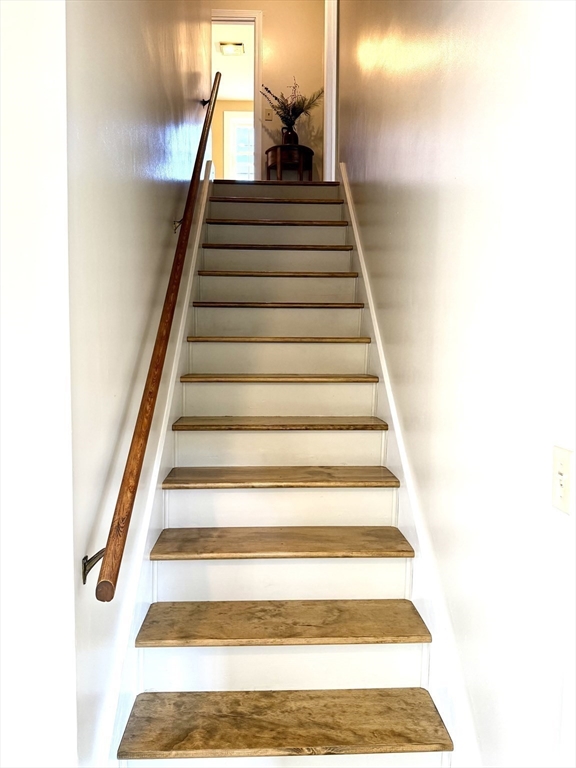 41 Hog Hollow Road Buckland, MA 01370 - Photo 20 of 42 a view of entryway