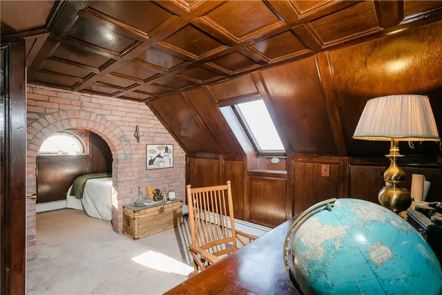 $995,000 | 18 Clearview Avenue, Parma, NY 14468