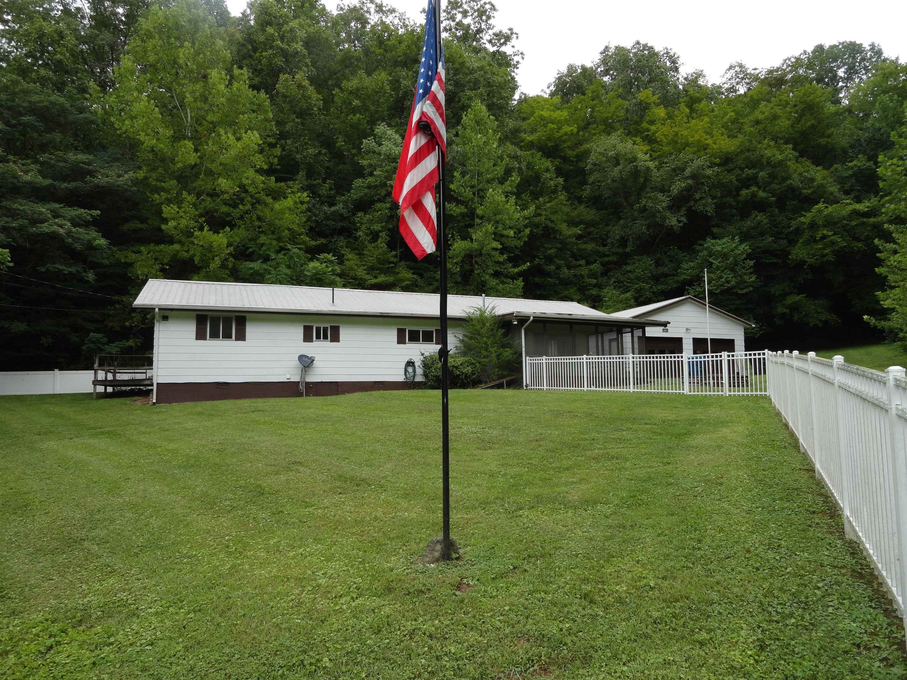 3450 Wire Branch Road Ona, WV 25545 - Photo 17 of 17 Gallery Image 17