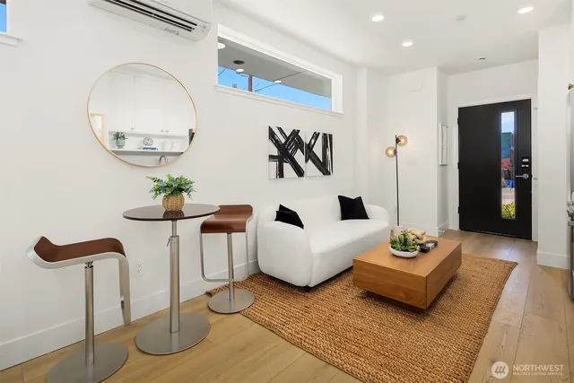 $1,125,000 | 3606 Francis Avenue North, Seattle, WA 98103